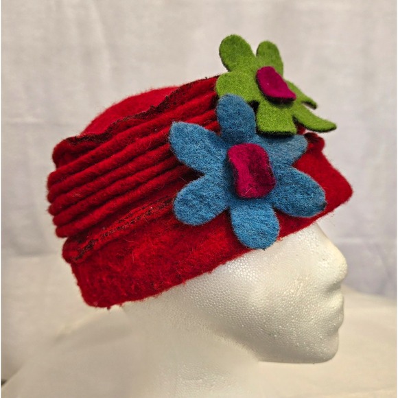 Platania Accessories - Platania Italy Red Wool Blend Cloche Hat 3D Felt Flowers Made in Italy